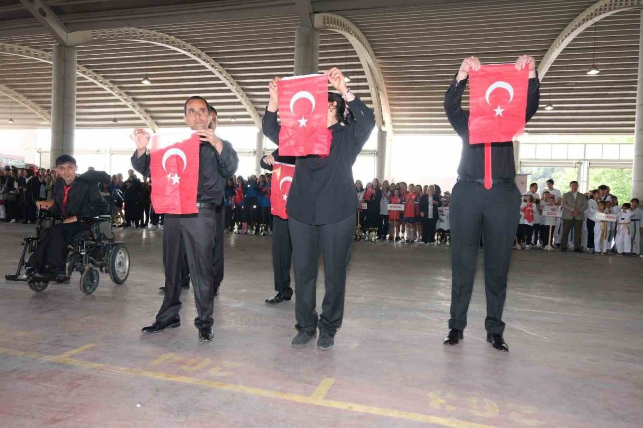 Kuyucak’ta 19 Mayıs törenleri yapıldı