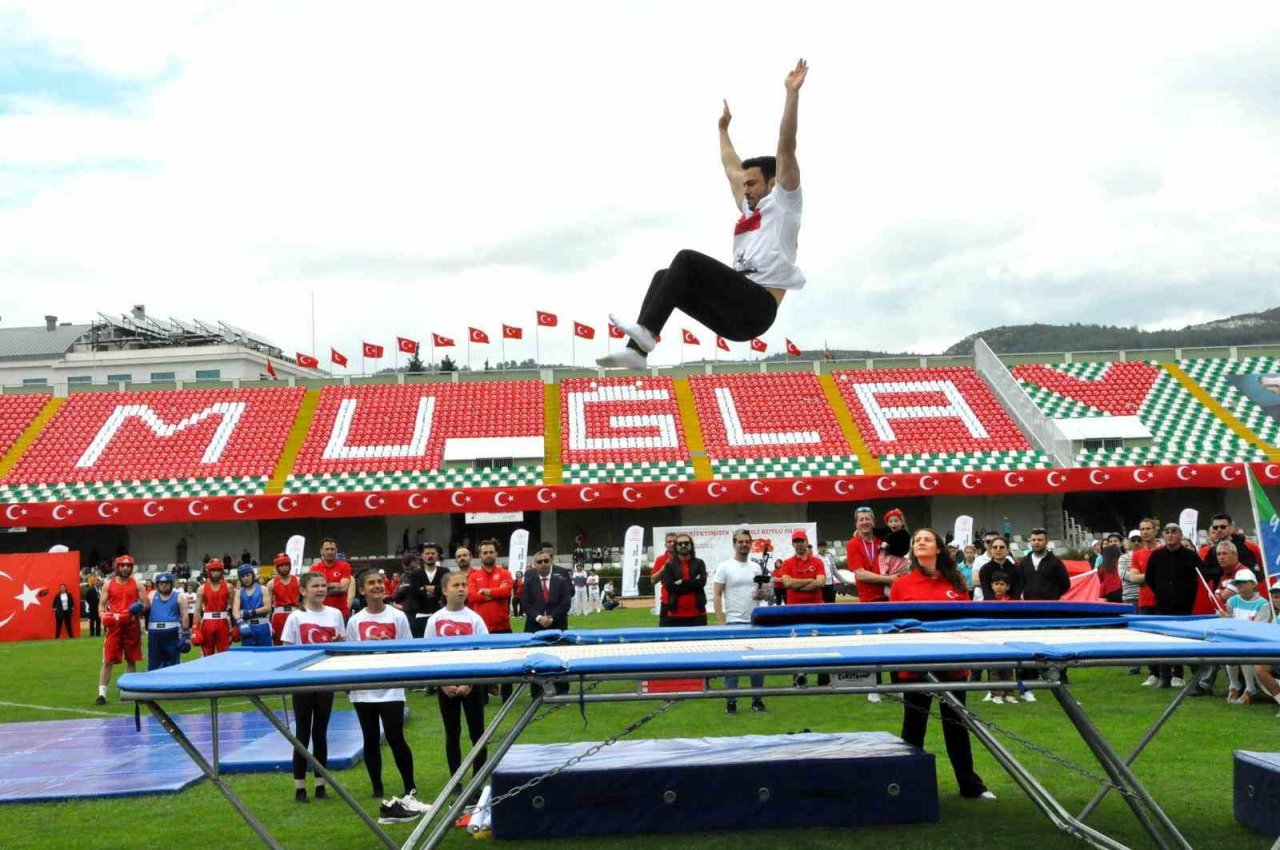 Muğla’da 19 Mayıs coşkuyla kutlandı