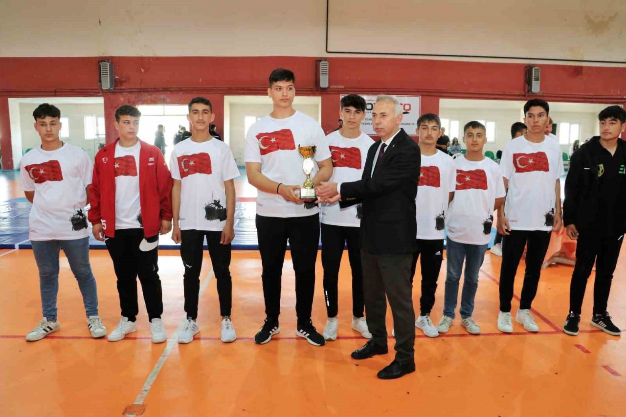 Taşova’da 19 Mayıs coşkusu