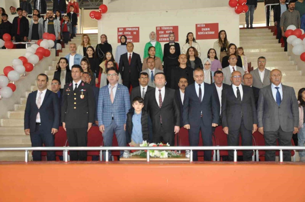 Bulanık’ta 19 Mayıs coşkusu