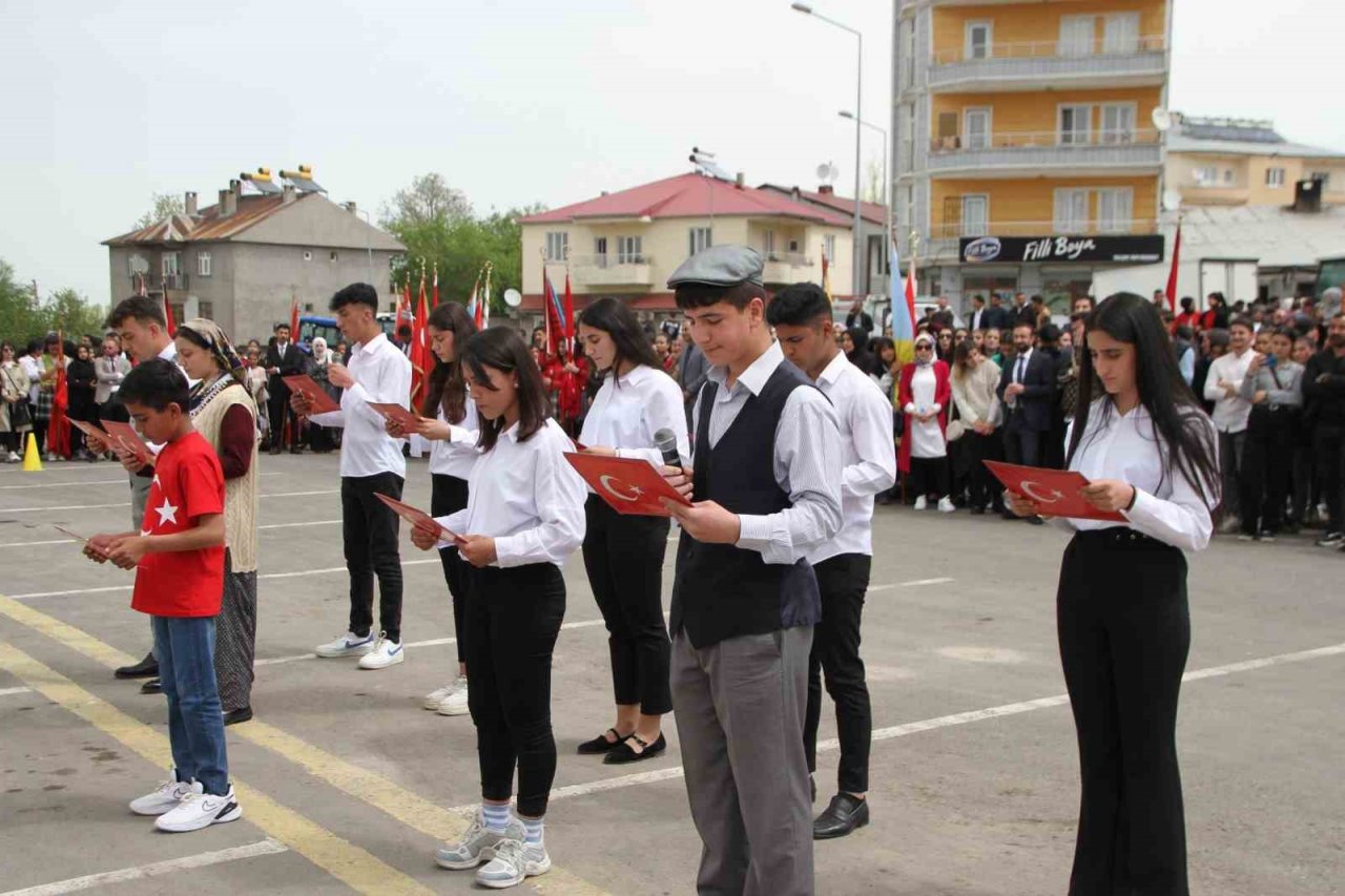 Malazgirt’te 19 Mayıs coşkusu