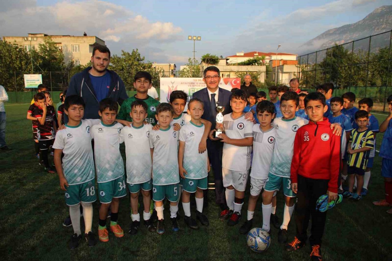 Şehzadeler Belediyesi’nden 19 Mayıs’a özel turnuva