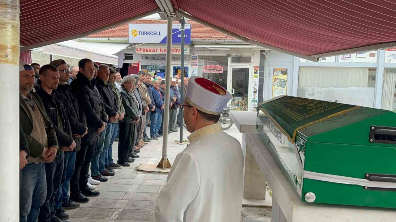 Vefat eden şehit babası sonsuzluğa uğurlandı