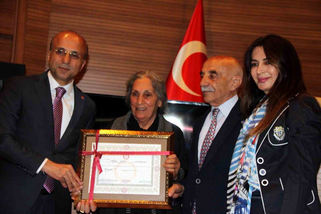 Millet İttifakı Vekilleri Mazbatalarını Aldı