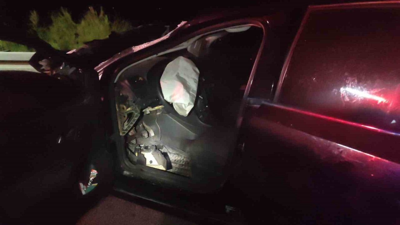 Otoyolda feci kaza; 1 ölü 1 ağır yaralı