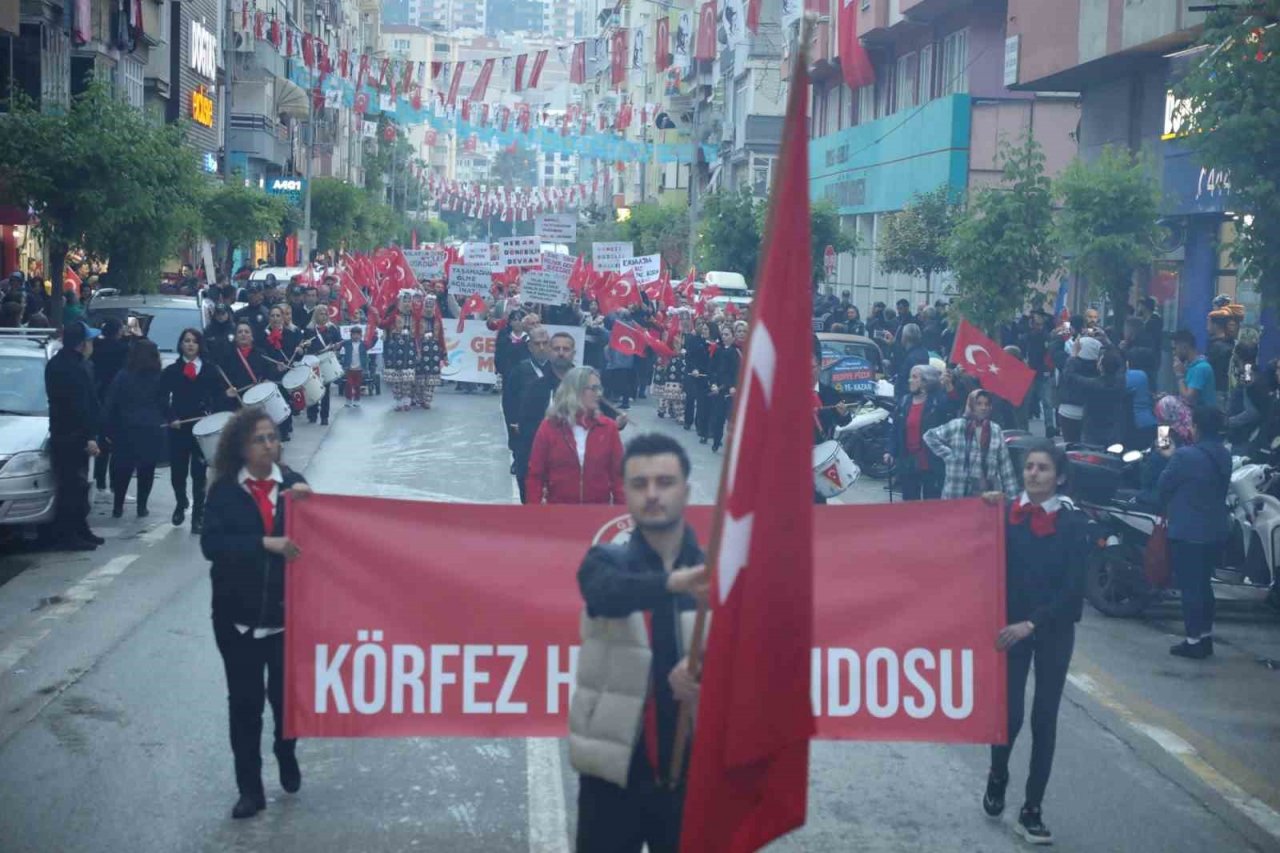 Gemlik’te 19 Mayıs coşkuyla kutlandı