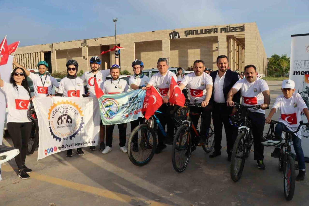 Şanlıurfa’da gençlik bayramı için pedal çevirdiler