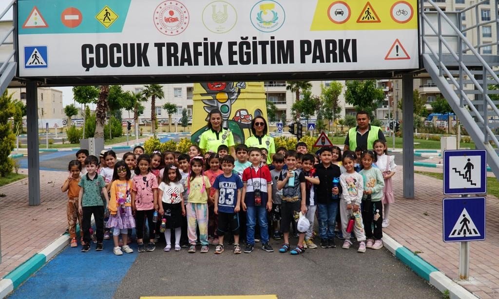 Haliliye’de çocuklara trafik kültürü aşılanıyor