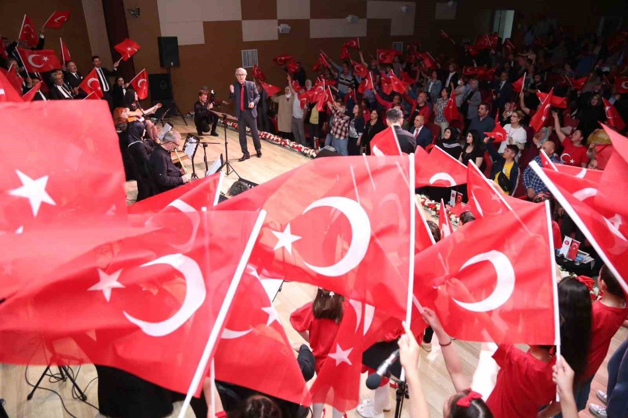 Keçiören’de konserli 19 Mayıs coşkusu