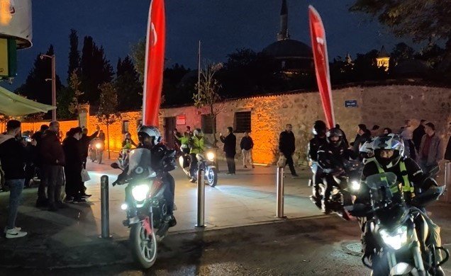 Kocaeli’de 19 Mayıs motosiklet konvoyu eşliğinde kutlandı