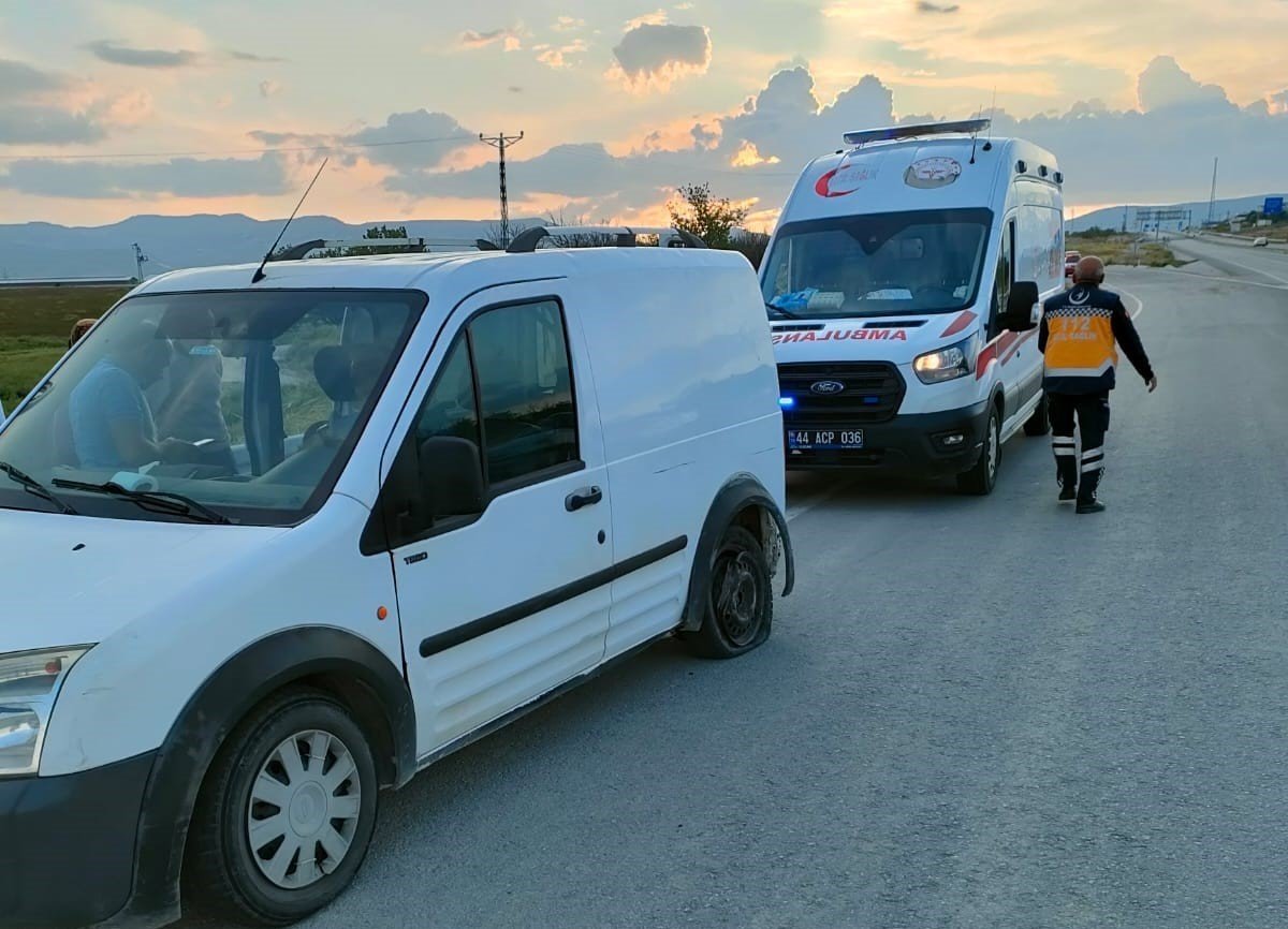 Malatya’da iki ayrı trafik kazası: 2 yaralı