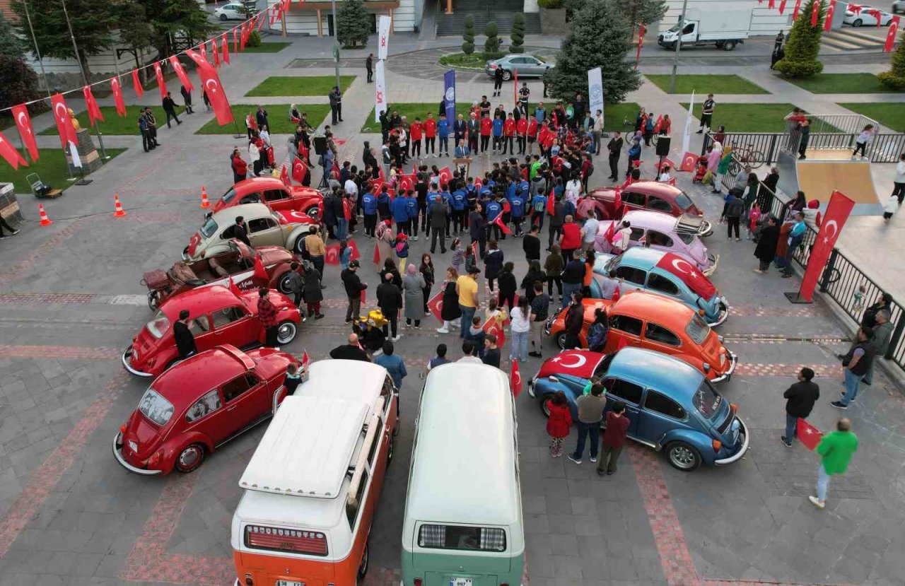 Talas’ta muhteşem 19 Mayıs coşkusu