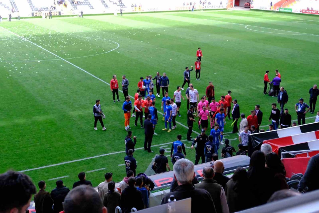 TFF 2. Lig: 24Erzincanspor: 0 - Ankaraspor: 0