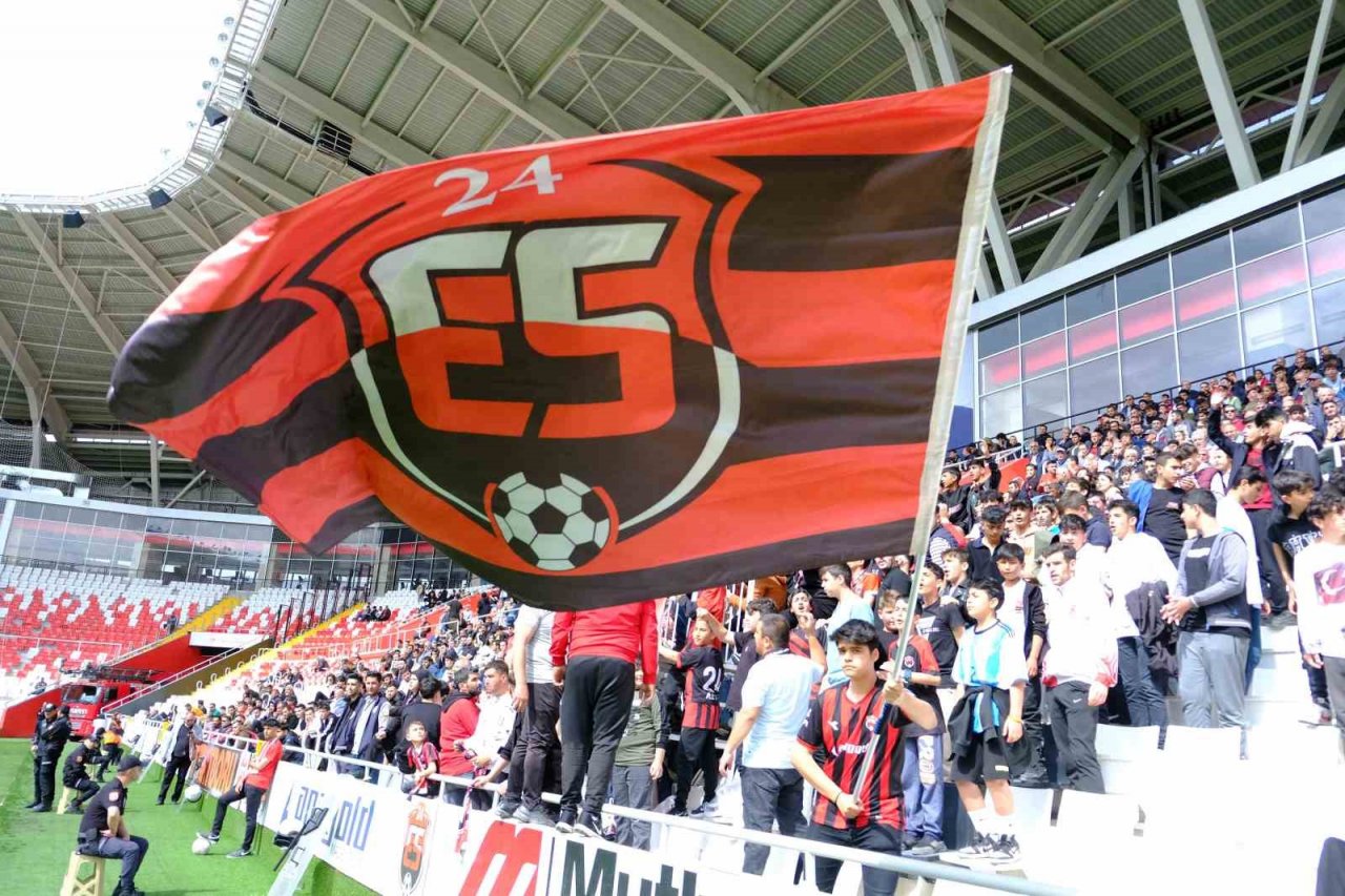 TFF 2. Lig: 24Erzincanspor: 0 - Ankaraspor: 0