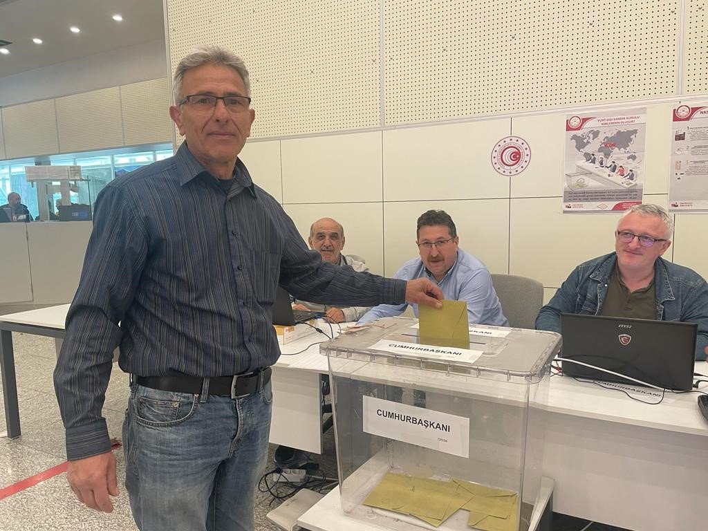 Sarp Sınır Kapısında Cumhurbaşkanlığı seçimi için ikinci tur oy kullanma işlemleri başladı