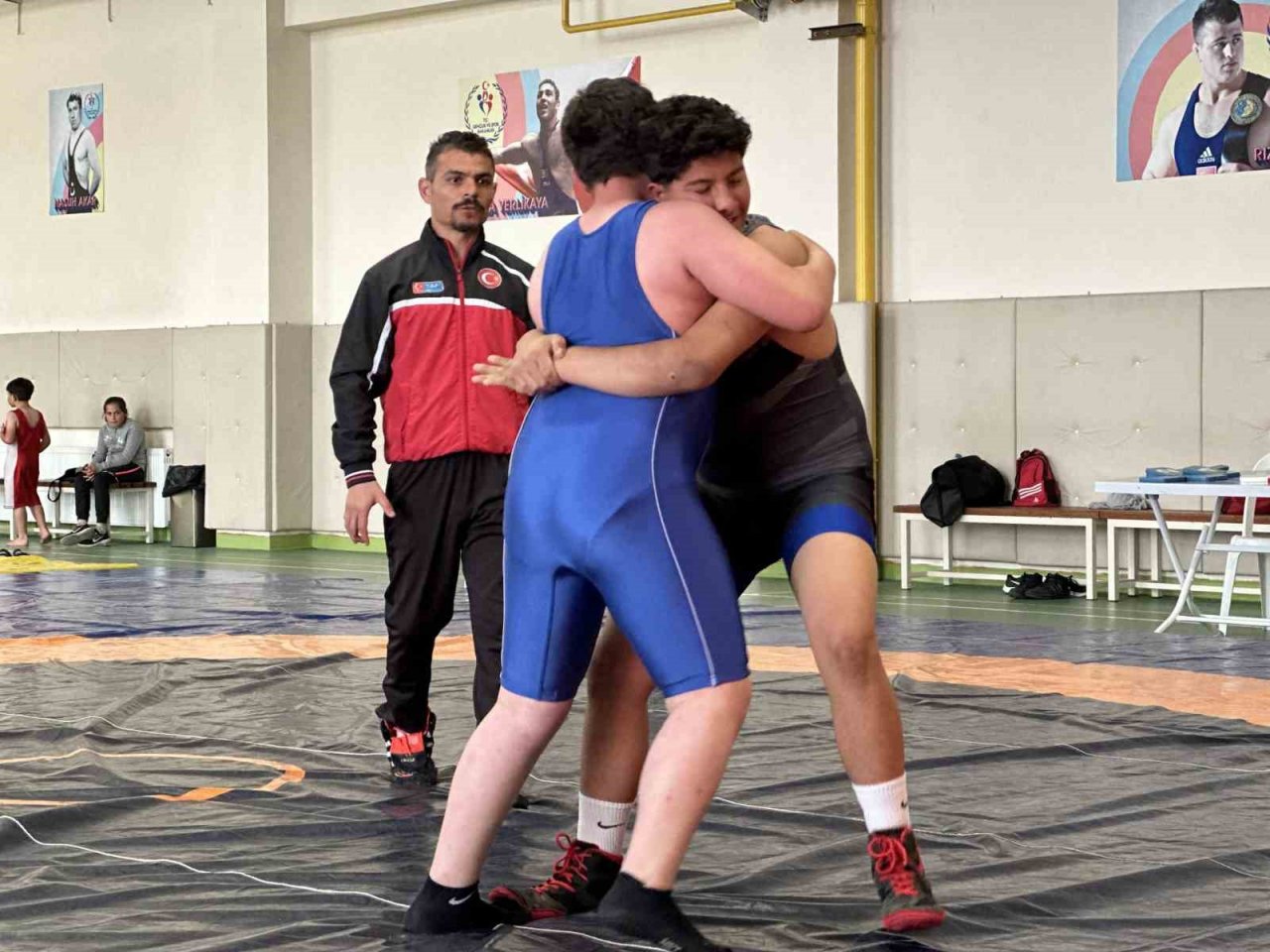 Korkuyu hocalarının desteği ile yendi