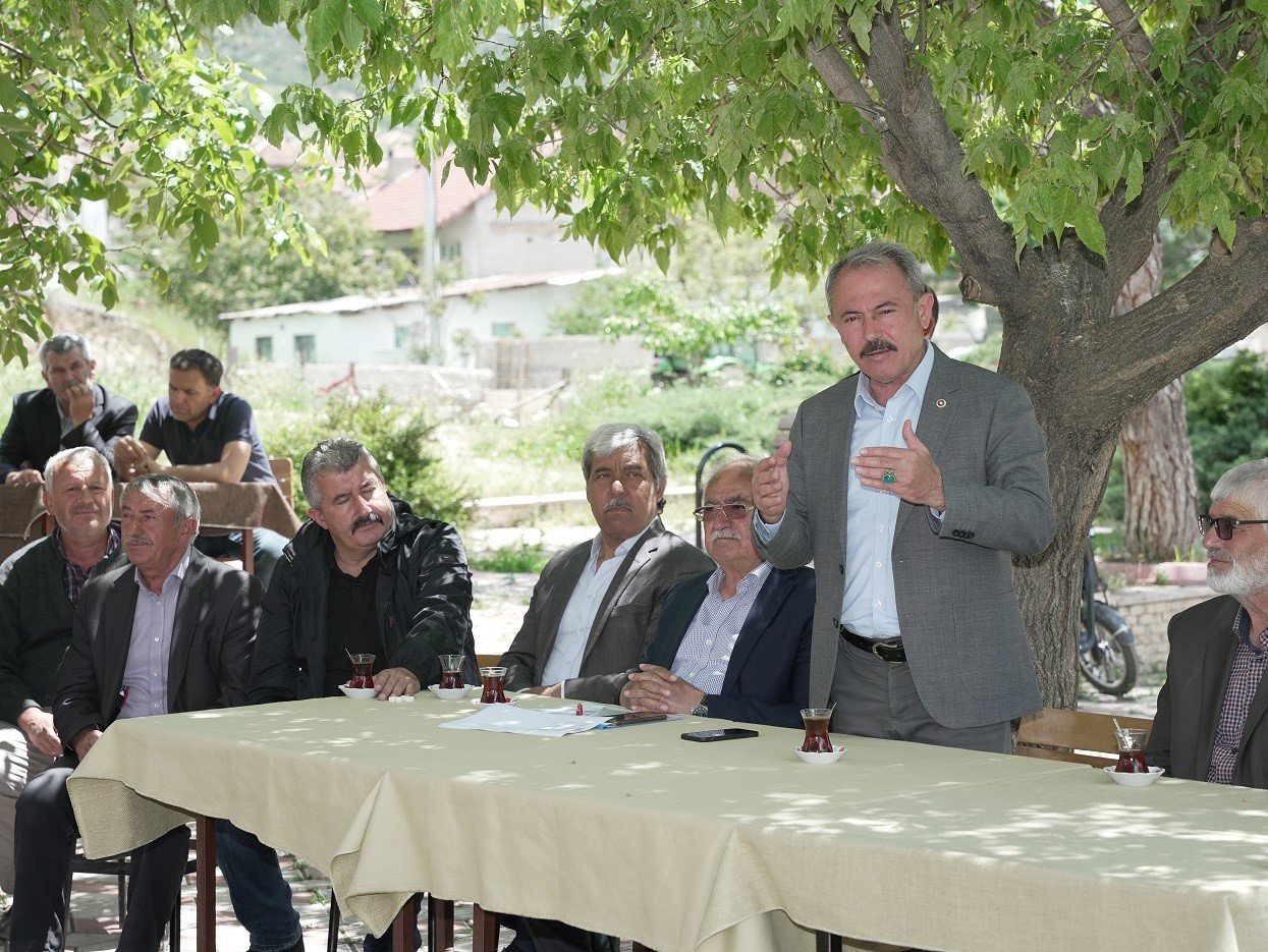 Milletvekili Şahin Tin, 28 Mayıs için Denizli’yi karış karış gezmeyi sürdürüyor