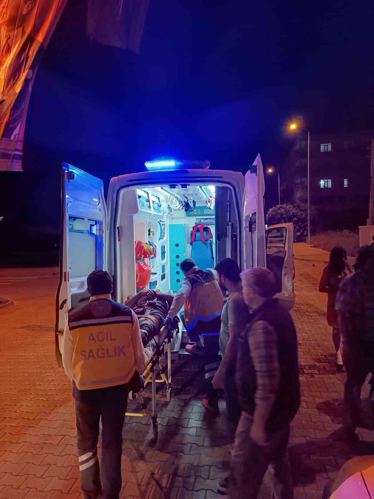 Antalya’da motosikletle otomobil çarpıştı: 1 yaralı