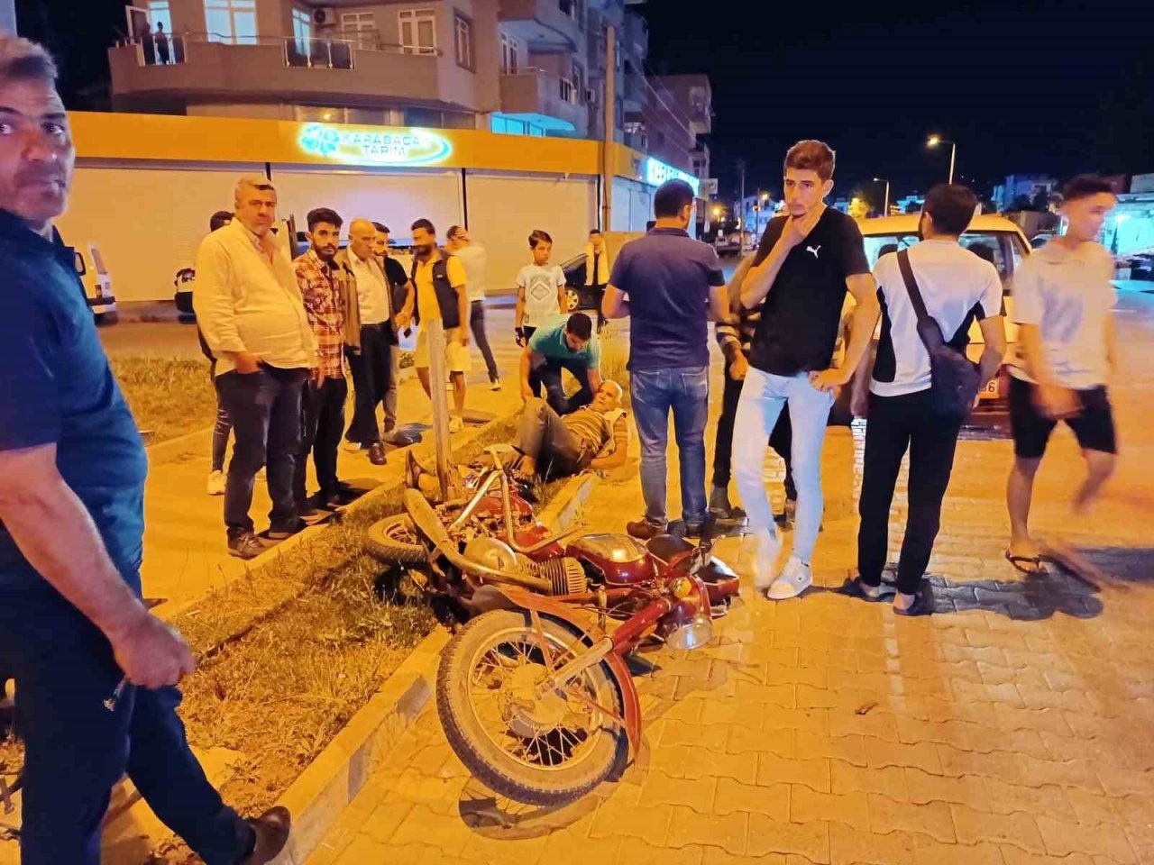 Antalya’da motosikletle otomobil çarpıştı: 1 yaralı