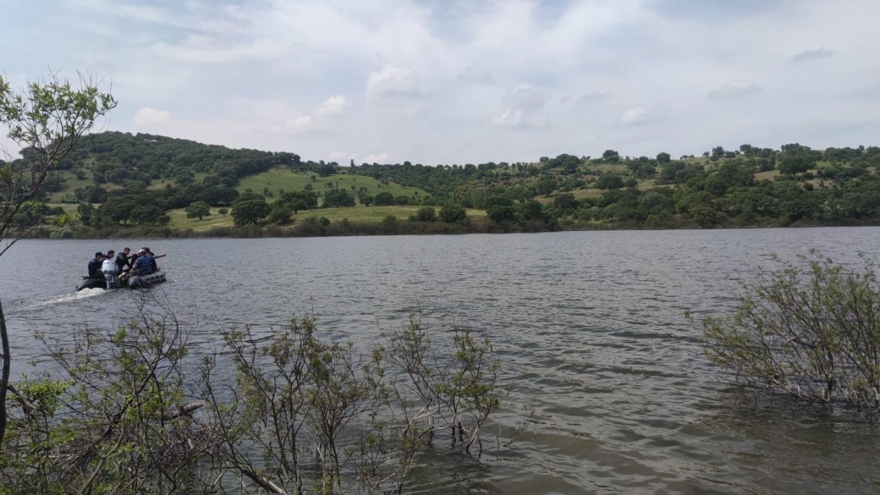 Ezine’de barajda tekne batması sonucu kaybolan kişinin cansız bedenine ulaşıldı