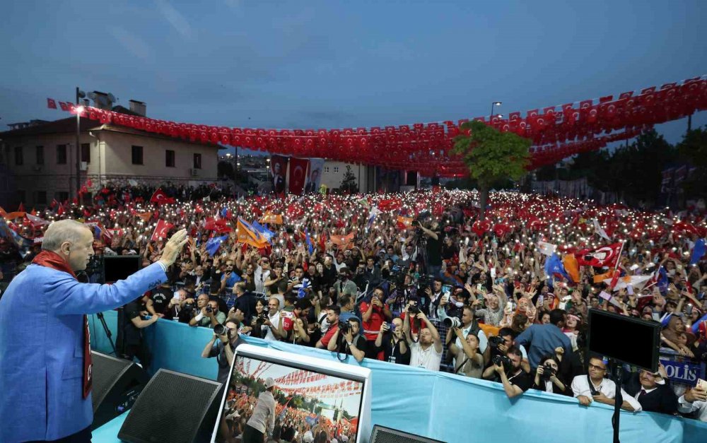 Cumhurbaşkanı Erdoğan'dan aç gözlülükle fahiş fiyat artışı yapanlara net mesaj: Ümüğünü sıkacağız