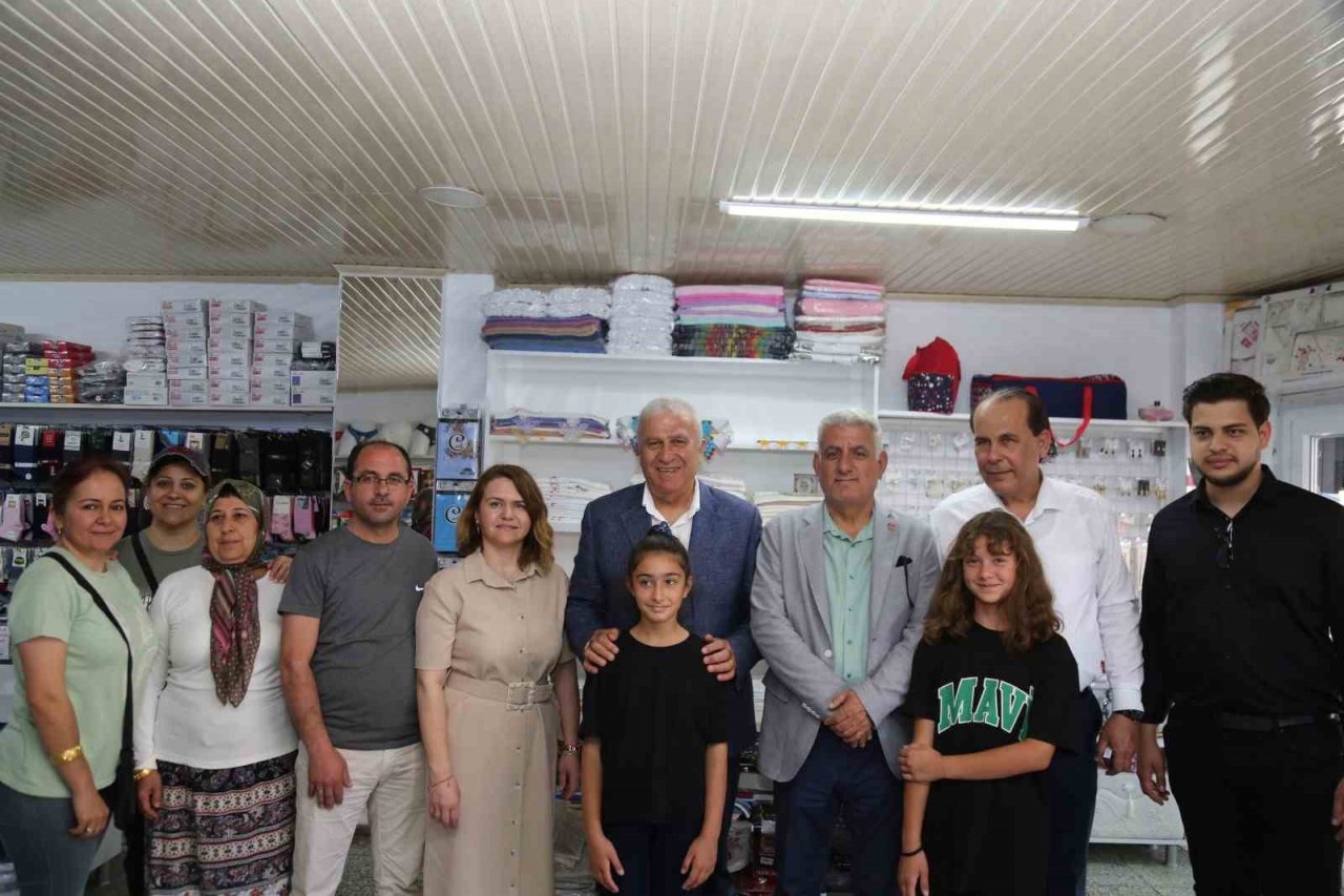 Efeler Belediye Başkanı Atay, 2. tur seçim çalışmaları için alana indi
