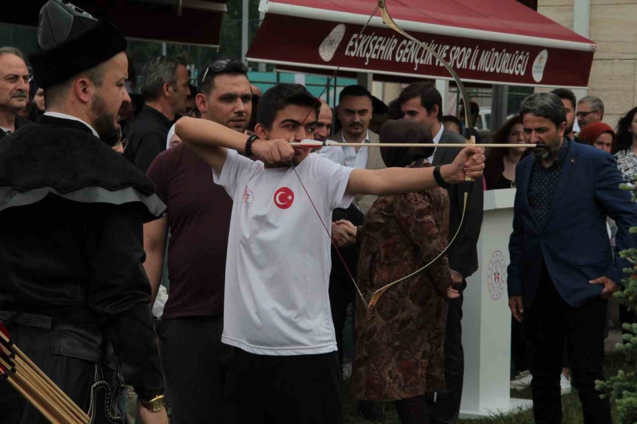 Geleneksel okçuluk turnuvası ve fidan dikme etkinliği yapıldı