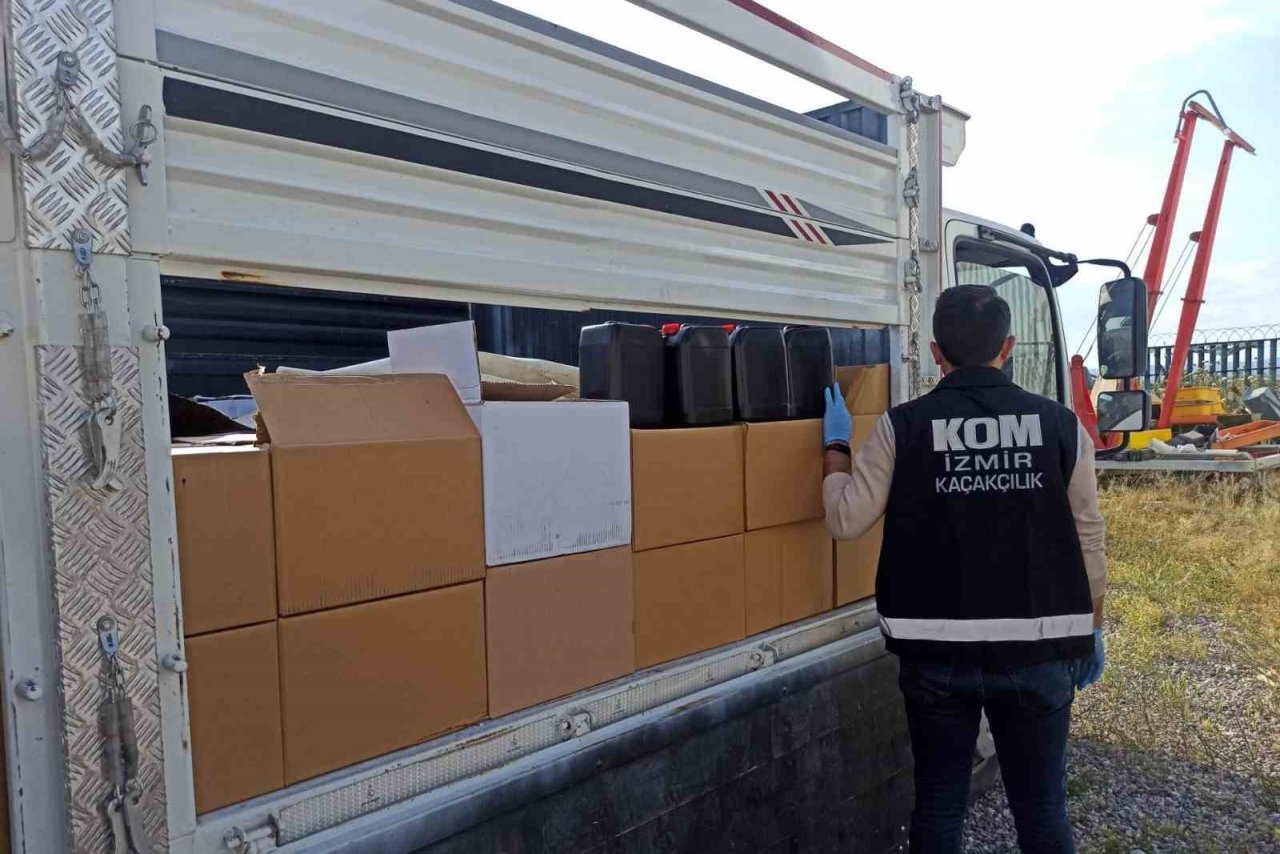 Sahte içki fabrikası kurmuşlar: 38 ton sahte alkol ele geçirildi