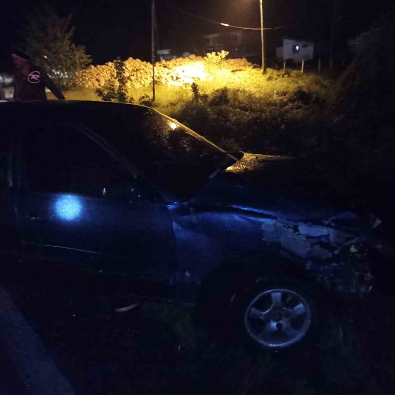 İki otomobil çarpıştı: 4 yaralı