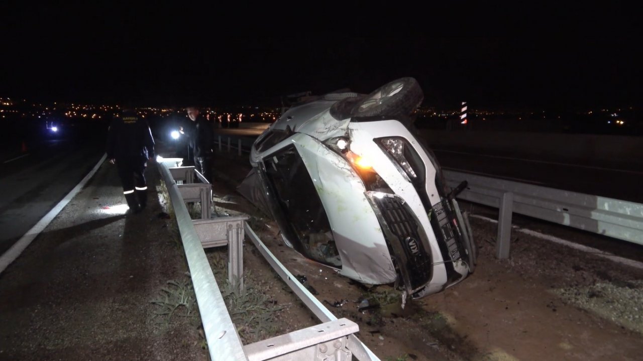 Metrelerce sürüklenen otomobil hurdaya döndü: 1 ağır yaralı