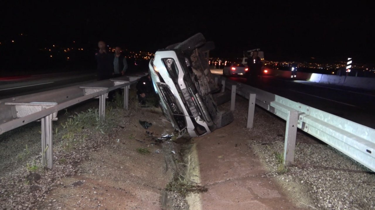 Metrelerce sürüklenen otomobil hurdaya döndü: 1 ağır yaralı