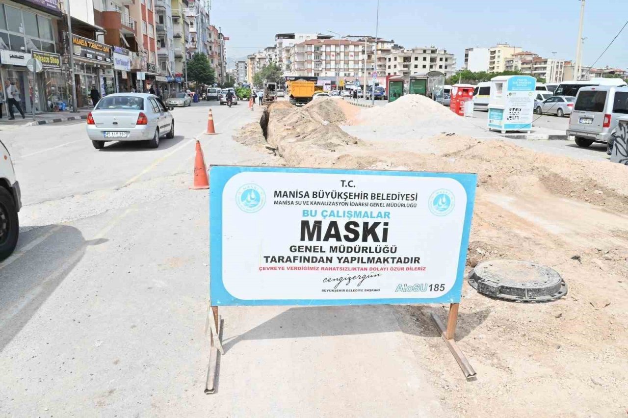 Avni Gemicioğlu Caddesi’nde altyapı çalışmaları devam ediyor