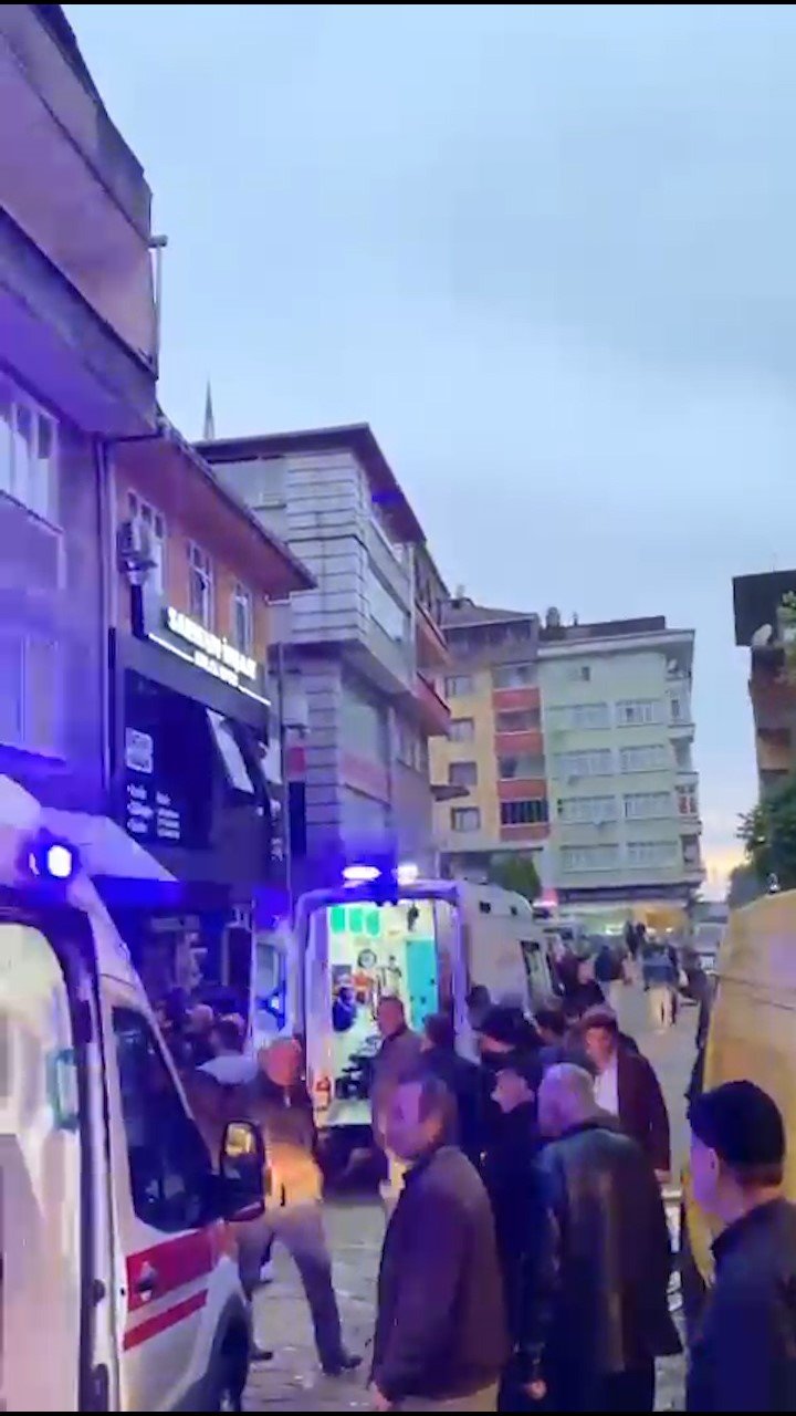 Rize’de evde tüp patladı: 2 yaralı