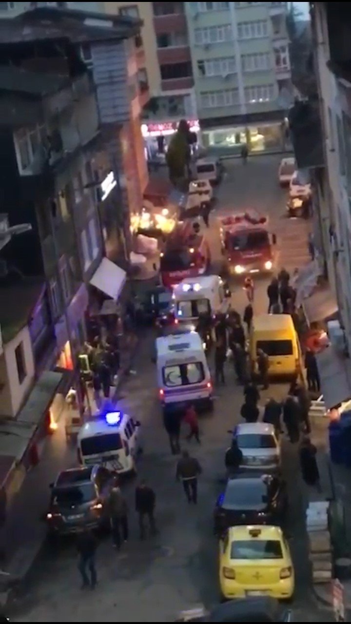 Rize’de evde tüp patladı: 2 yaralı