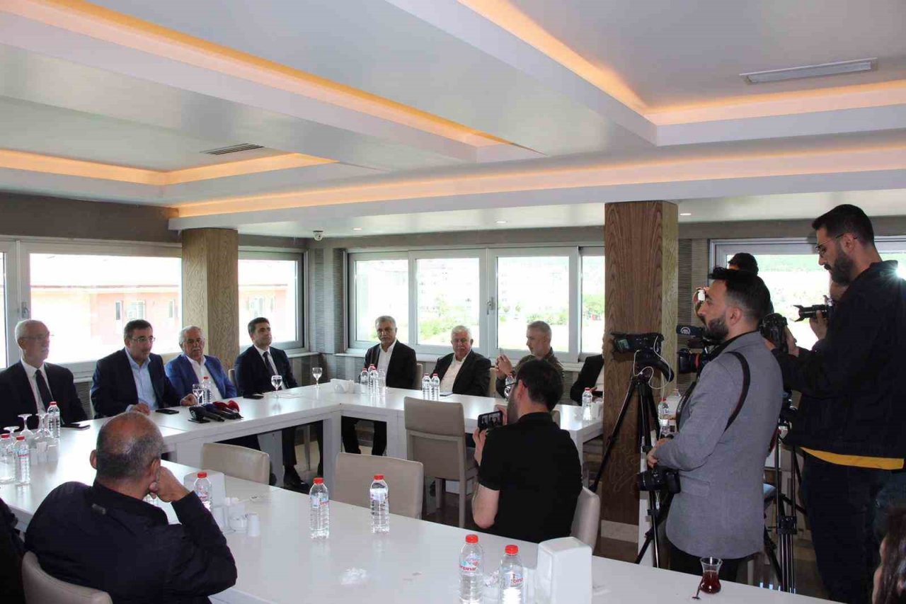 TBMM Plan ve Bütçe Komisyonu Başkanı Yılmaz: “Seçim sonrası muhalefetin U dönüşleri yaptığını görüyoruz”