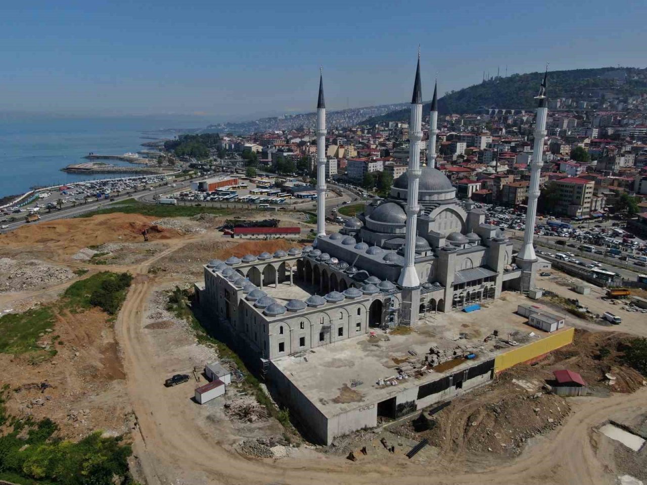 Doğu Karadeniz’in en büyük cami ve külliyesinin 2024 yılı Ramazan ayında açılması planlanıyor