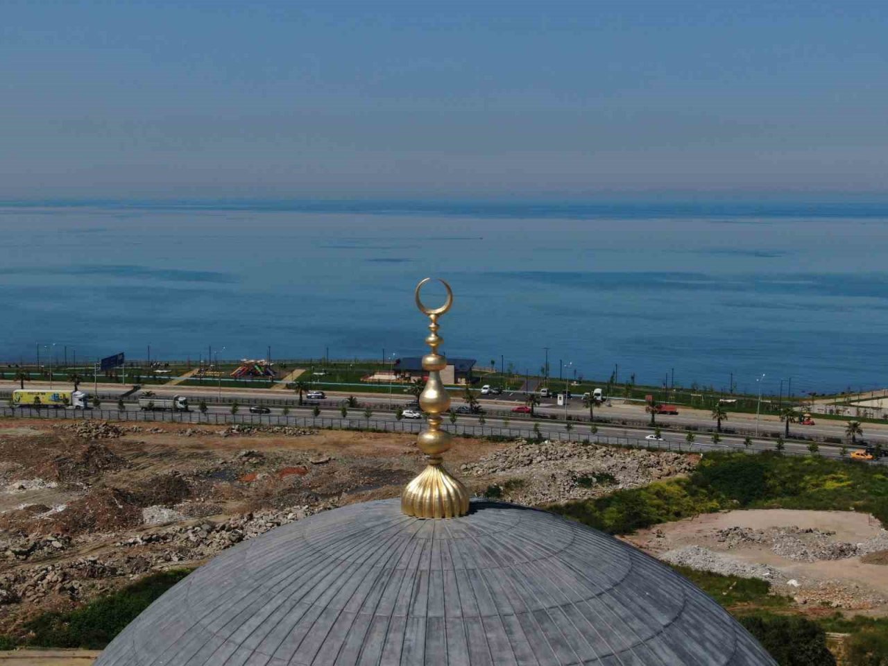 Doğu Karadeniz’in en büyük cami ve külliyesinin 2024 yılı Ramazan ayında açılması planlanıyor