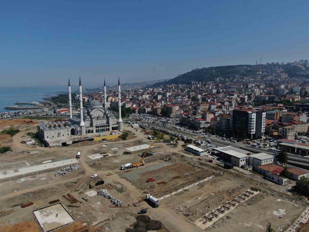 Doğu Karadeniz’in en büyük cami ve külliyesinin 2024 yılı Ramazan ayında açılması planlanıyor