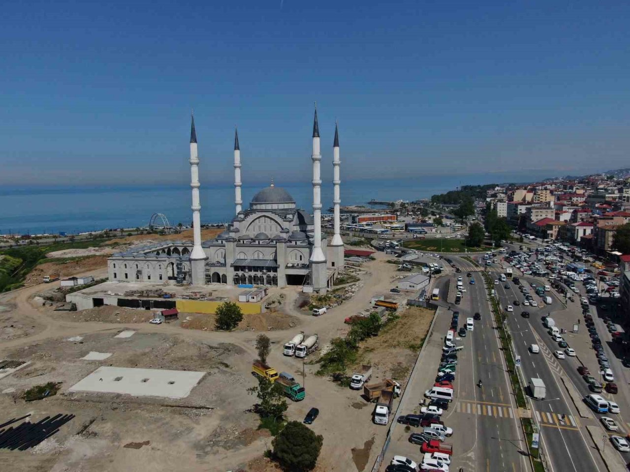 Doğu Karadeniz’in en büyük cami ve külliyesinin 2024 yılı Ramazan ayında açılması planlanıyor