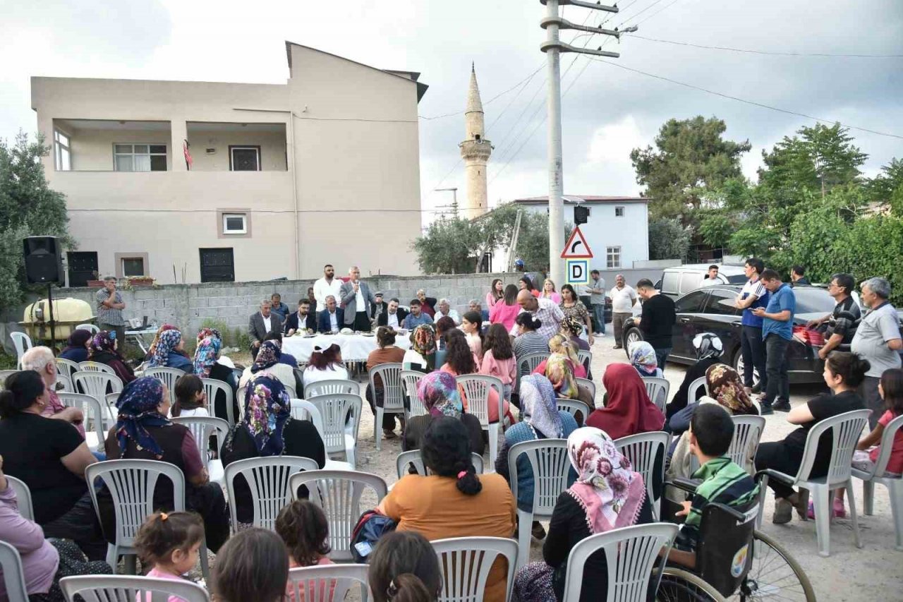 Başkan Karalar, Kozan, Sarıçam ve Yüreğir’de halkla buluştu