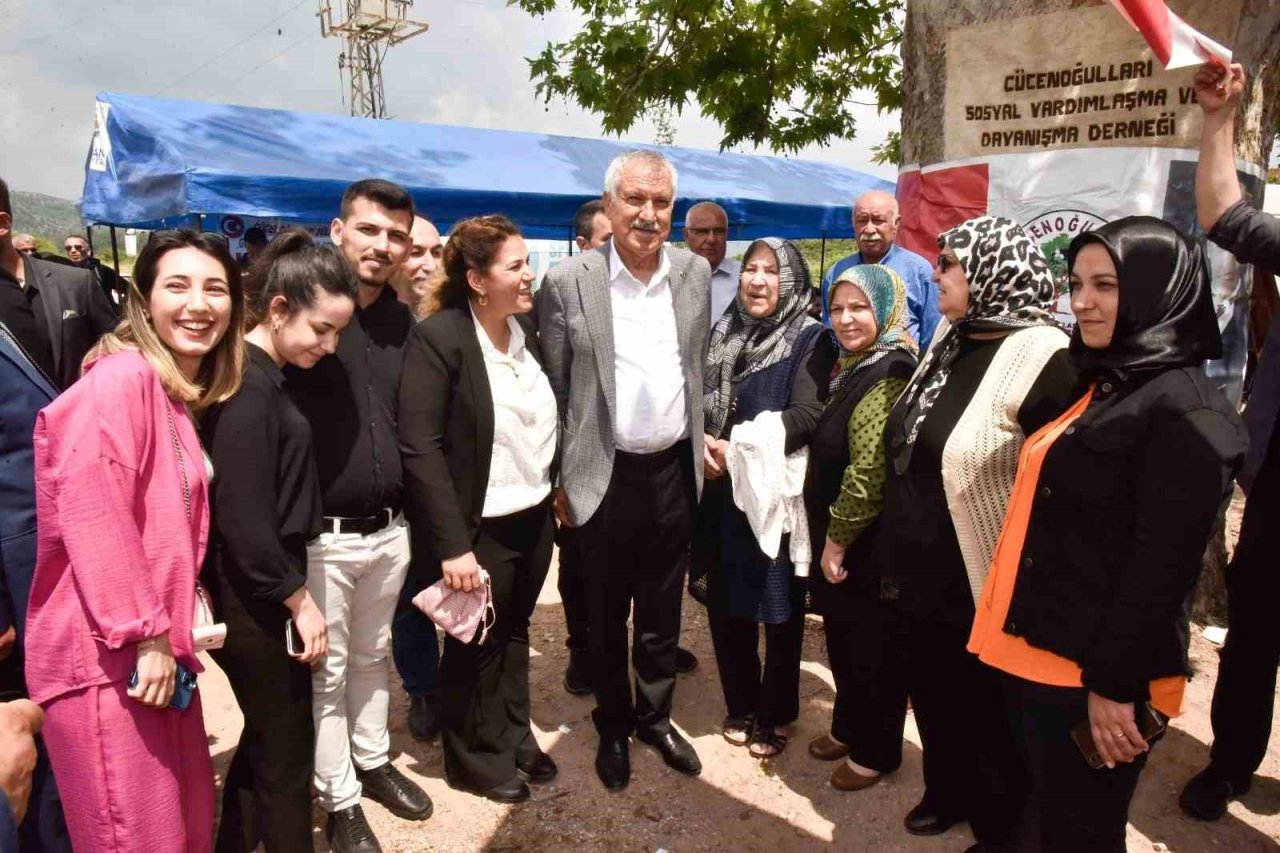 Başkan Karalar, Kozan, Sarıçam ve Yüreğir’de halkla buluştu
