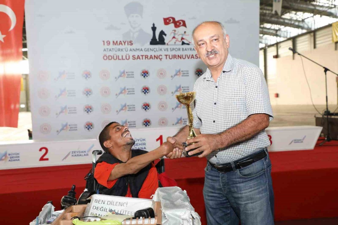 Satranç turnuvası ödül töreni yapıldı