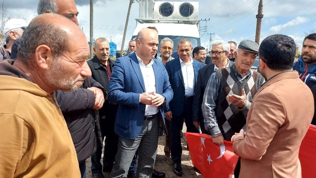 AK Parti Milletvekili Çalkın, kapı kapı dolaşıyor