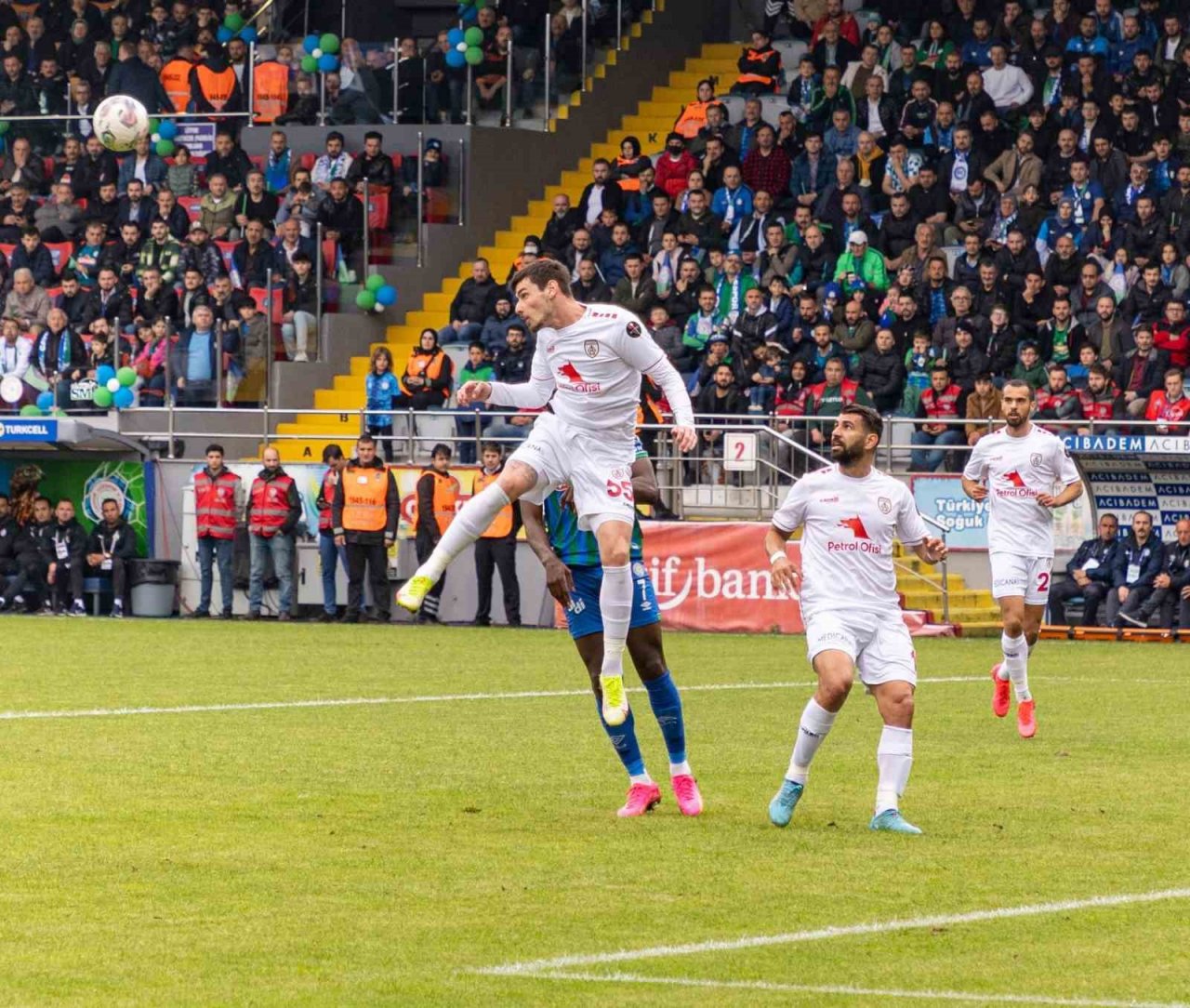 Altınordu, 9 yıl sonra 1. Lig’e veda etti