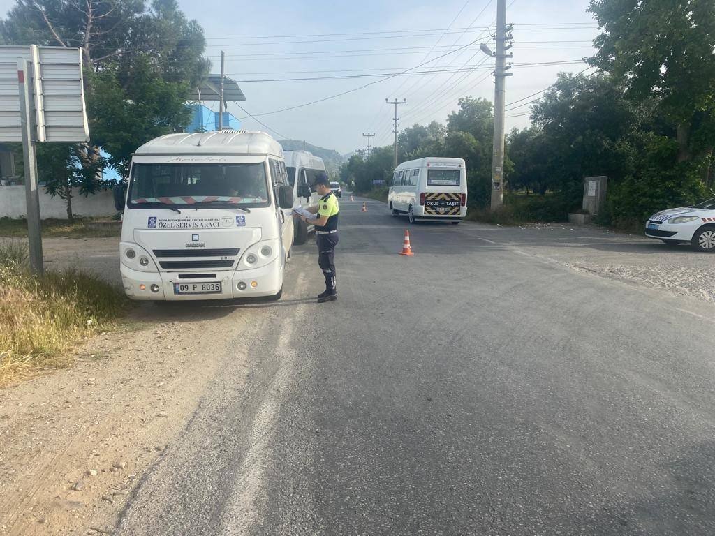 Aydın’da servis araçlarının denetimleri sürüyor