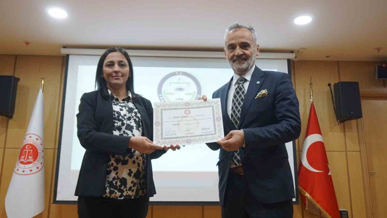 Edirne milletvekilleri mazbatalarını düzenlenen törenle aldı