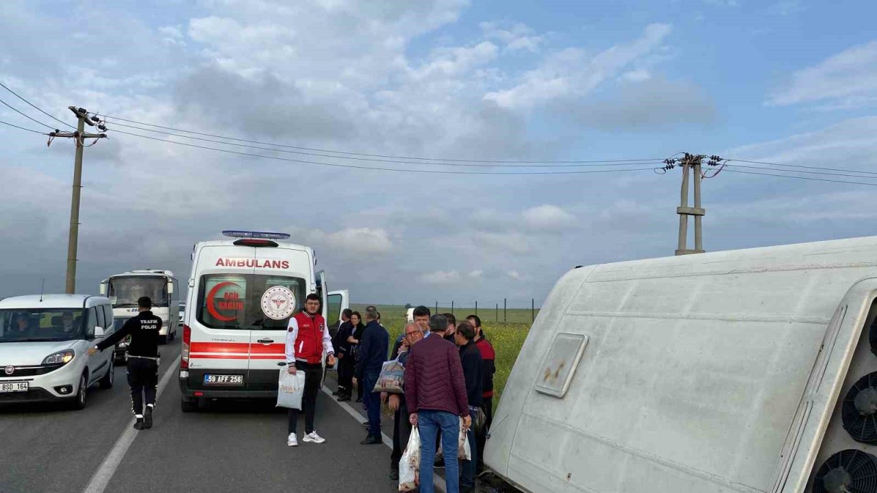 Çorlu’da işçi servisi şarampole yuvarlandı: 6 yaralı