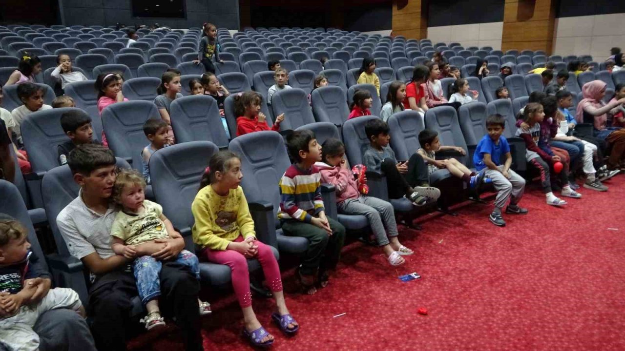 Ünlü isimler deprem bölgesi Malatya’da