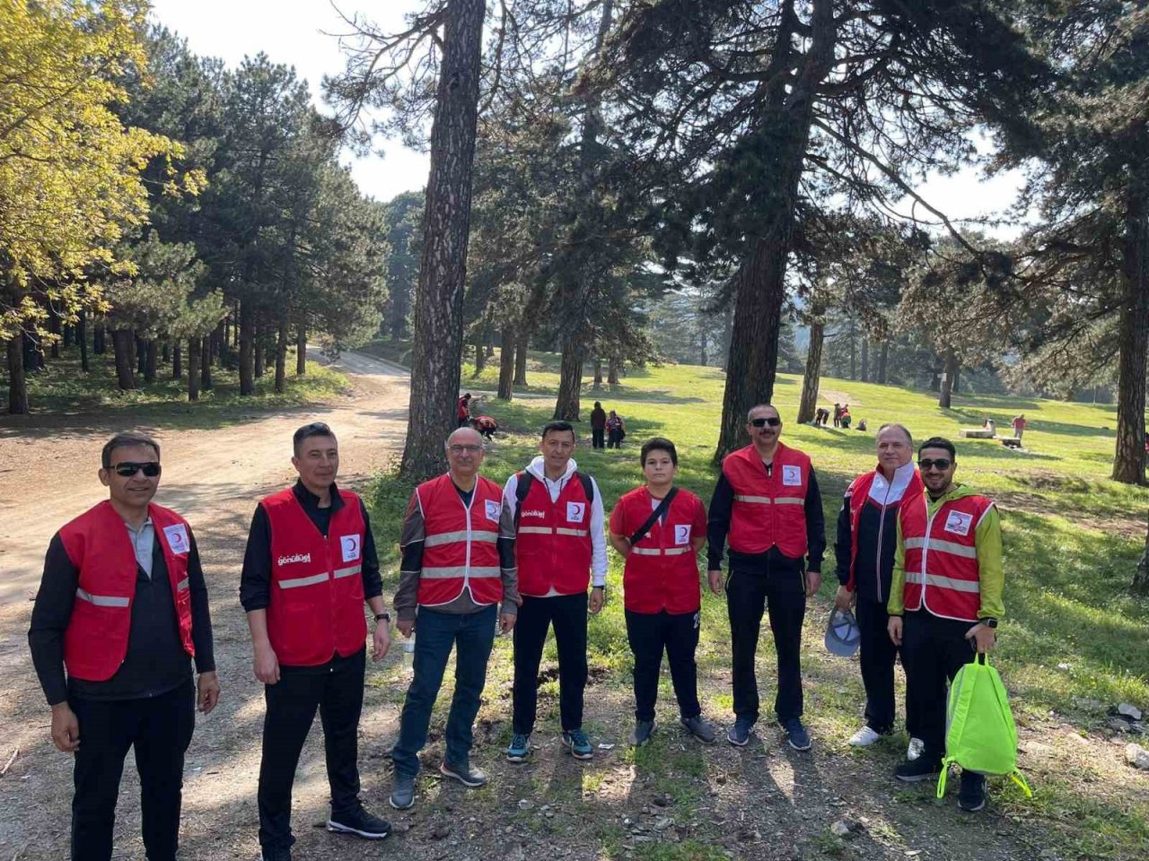 Havran’da ilçe protokolü doğa yürüyüşüne katıldı