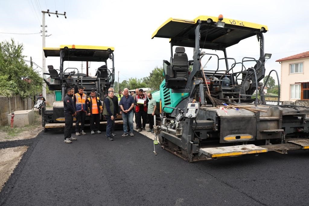 Düzce’de köylerde asfalt çalışması hızlandı